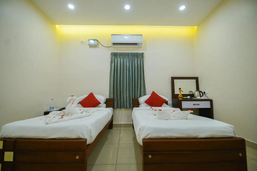 Мадурай: FabHotel Chakkra Residency