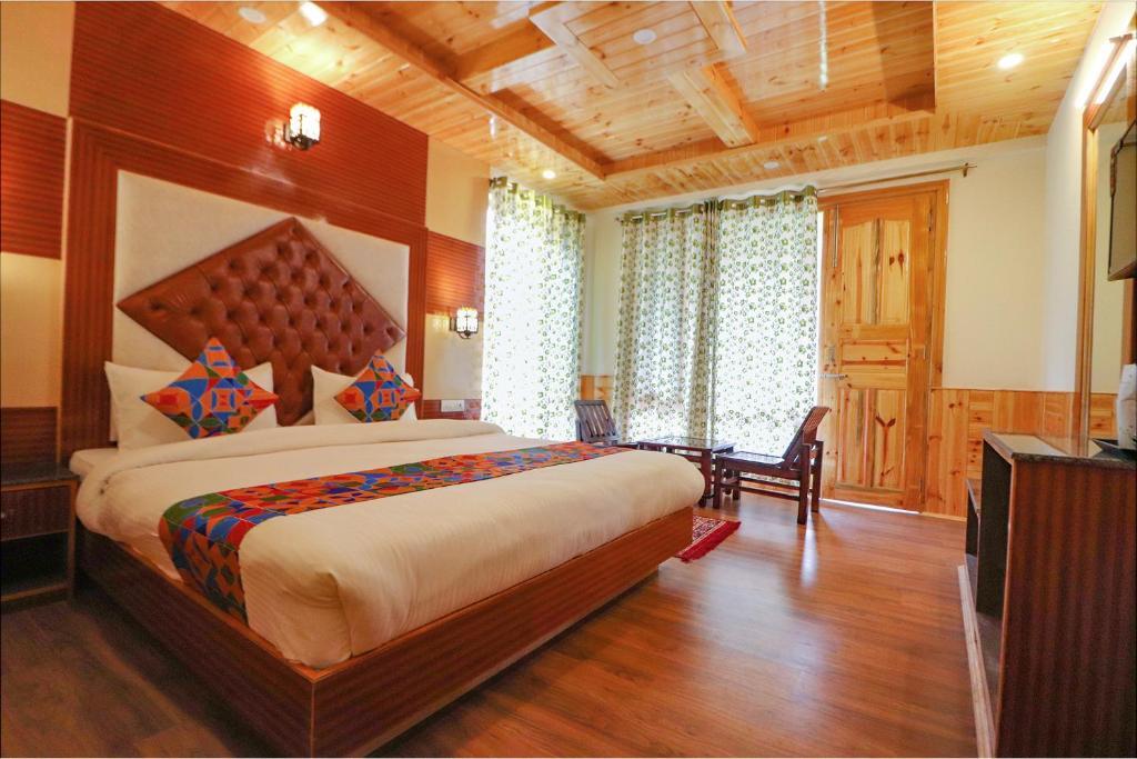 Манали: Fabhotel Snow Castle Cottage