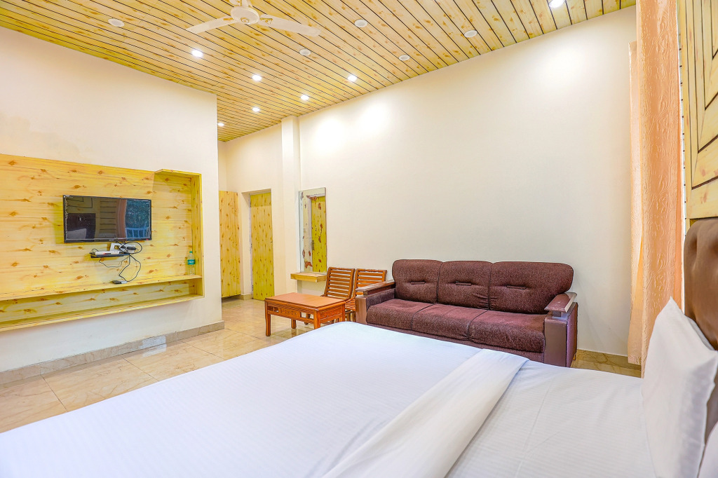 Дармсала: Fabhotel Green Origins