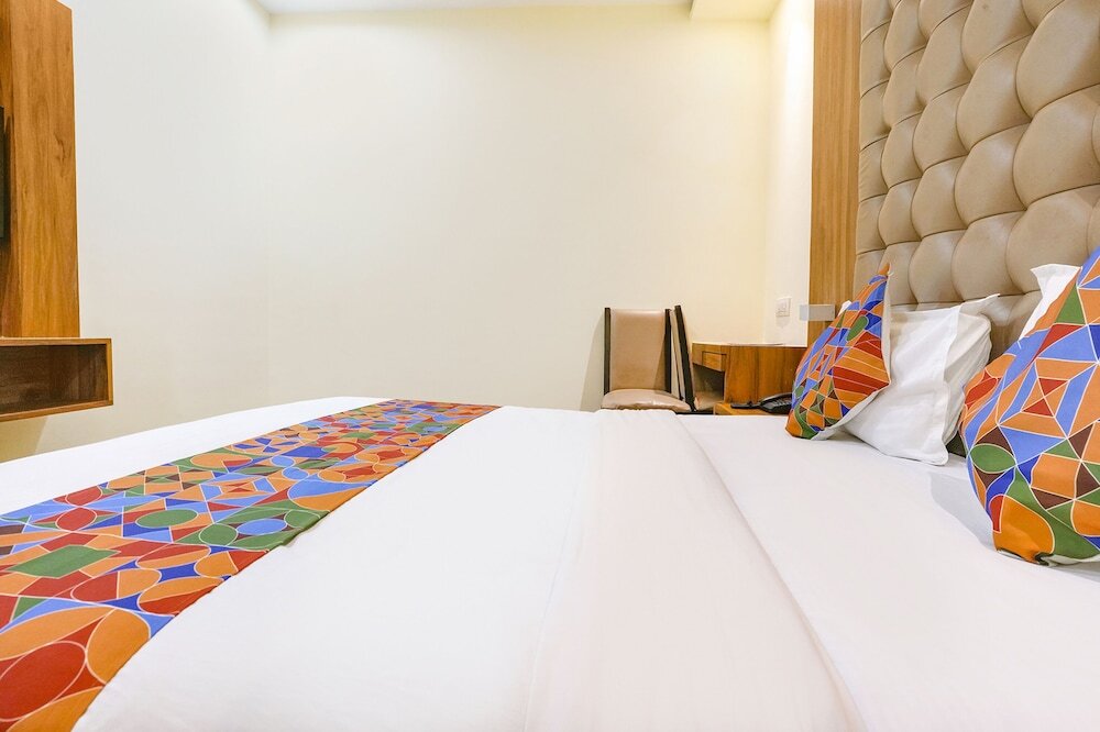 Мумбаи: FabHotel Cozy Inn
