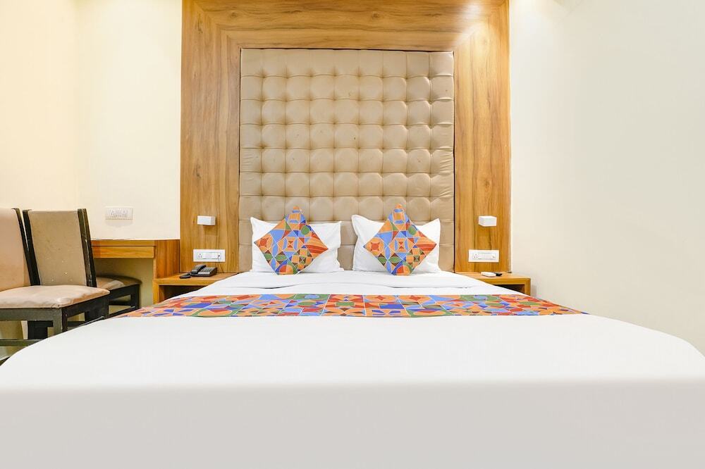 Мумбаи: FabHotel Cozy Inn