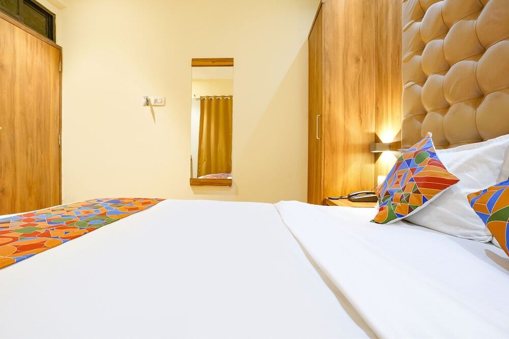 Мумбаи: FabHotel Cozy Inn