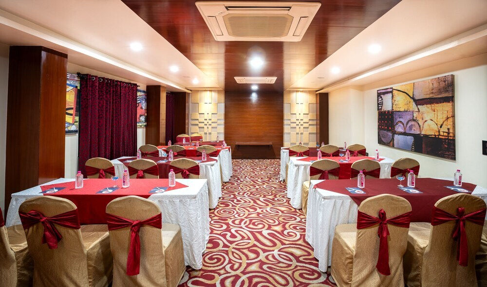 Джайпур: Spree Hotel Jaipur