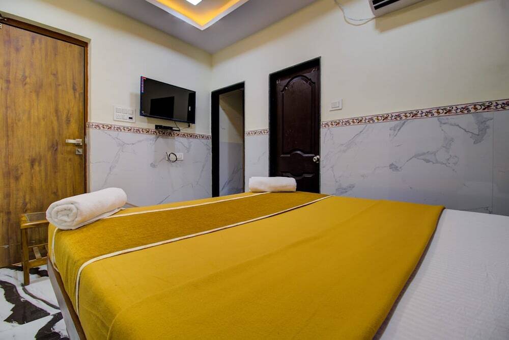 Нави-Мумбай: Hotel Sai Bansi Residency, MIDC Industrial Area, Turbhe, Navi Mumbai