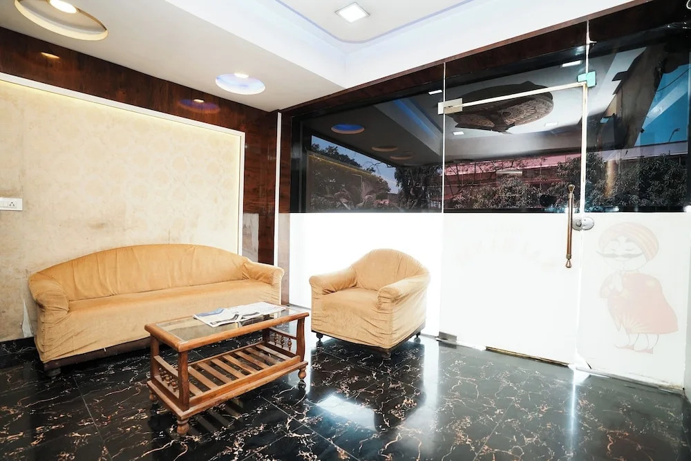 Нави-Мумбай: Hotel Sai Bansi Residency, MIDC Industrial Area, Turbhe, Navi Mumbai