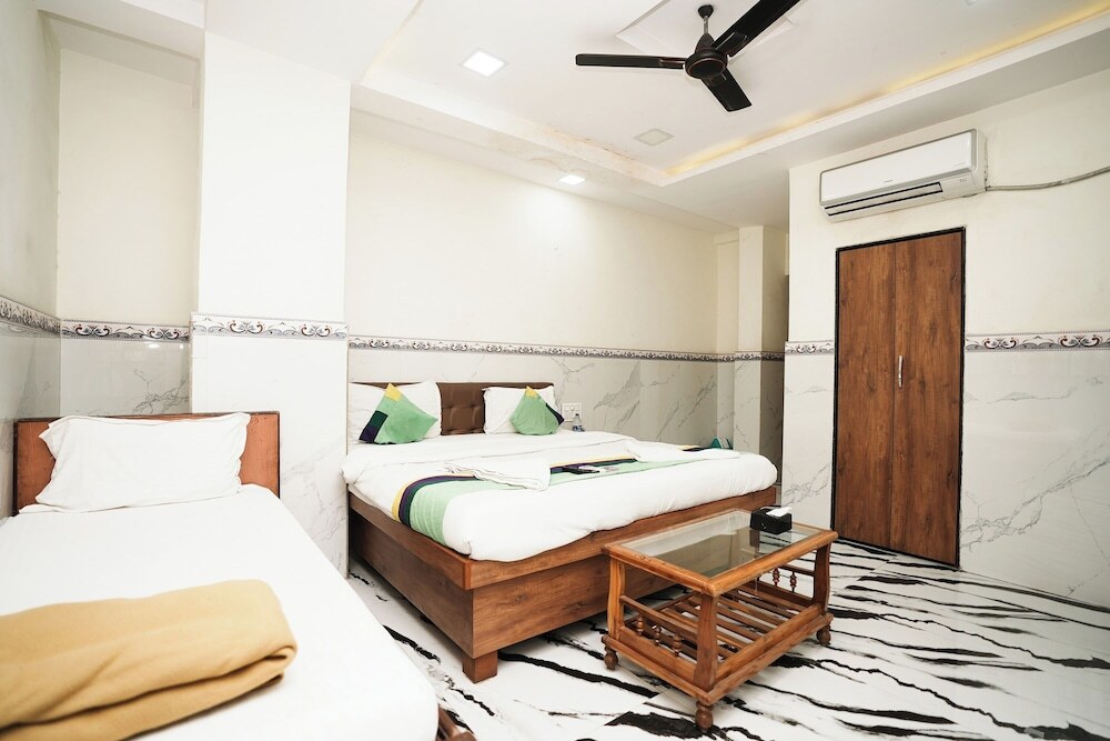 Нави-Мумбай: Hotel Sai Bansi Residency, MIDC Industrial Area, Turbhe, Navi Mumbai