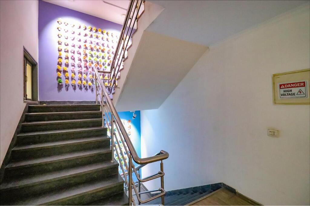 Нью-Дели: FabHotel Chhatarpur Enclave