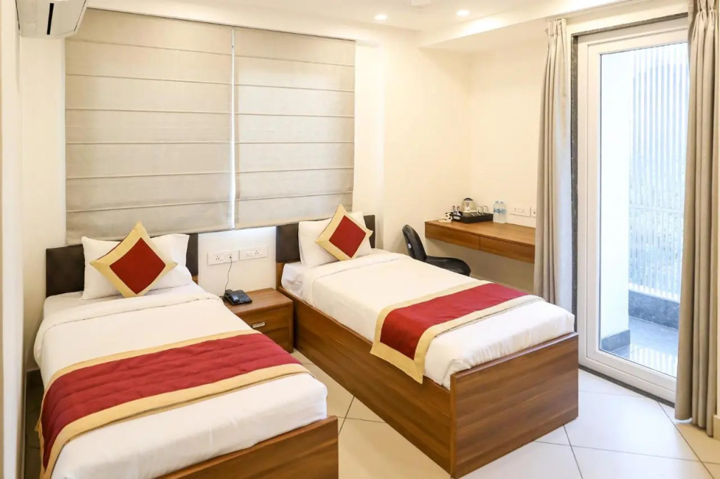 Нью-Дели: Fabhotel La Paz Stay B&B
