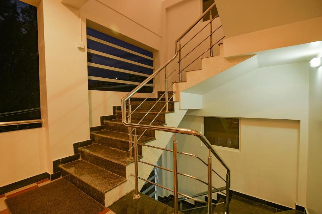 Ути: FabHotel Greenwood Stays