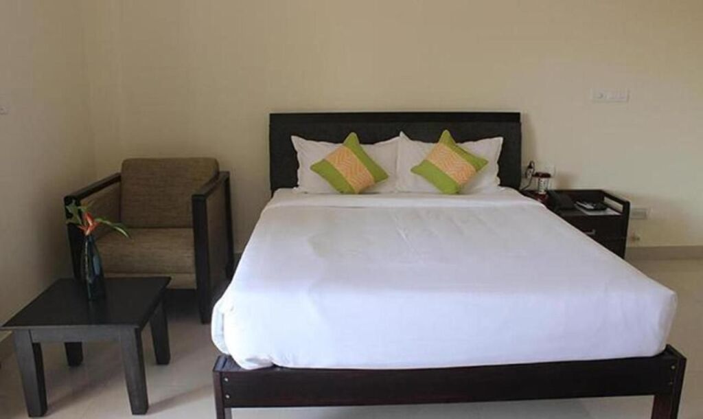 Ути: FabHotel Greenwood Stays