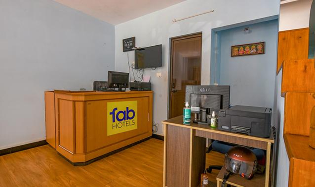 Ути: FabHotel Greenwood Stays