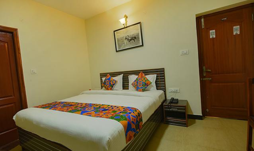 Ути: FabHotel Greenwood Stays