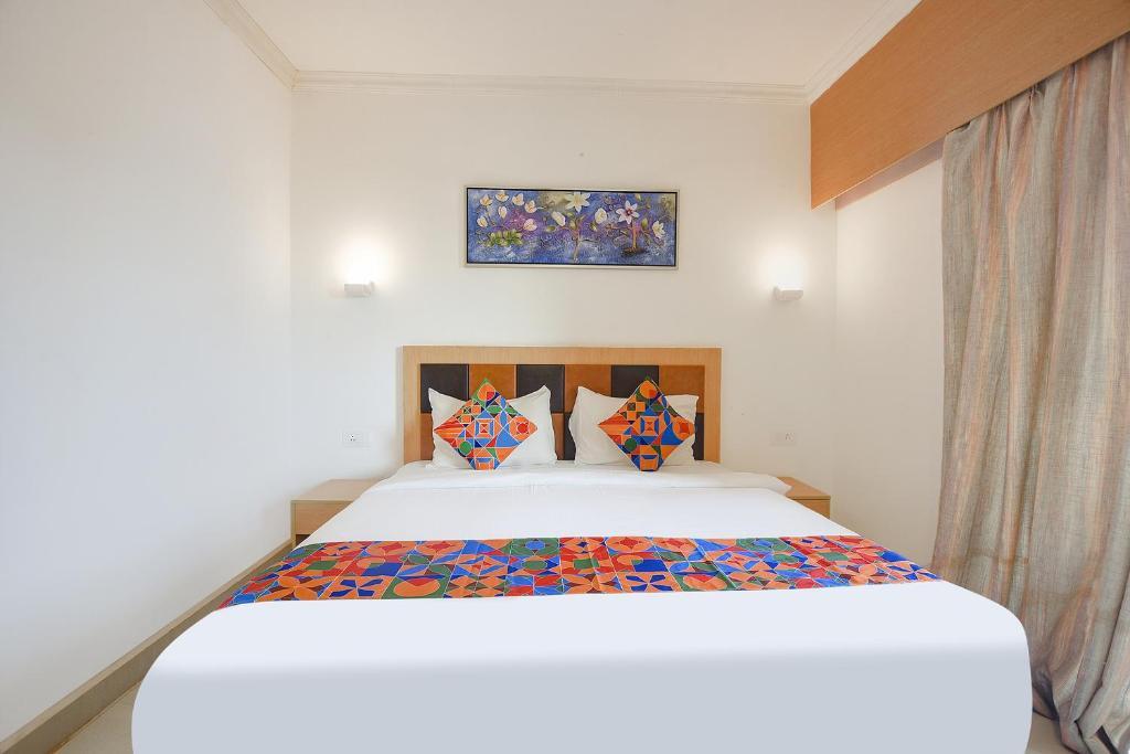 Калангут: FabHotel Prime Infantaria Comfort With Pool, Calangute Beach