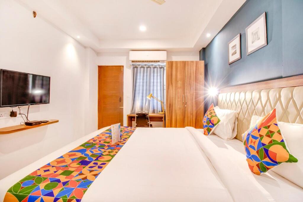 FabHotel The Sun Suites — фото 4