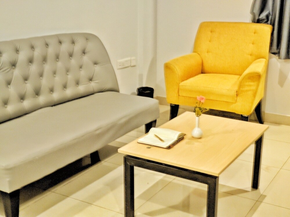 Бангалор: FabHotel The Sun Suites