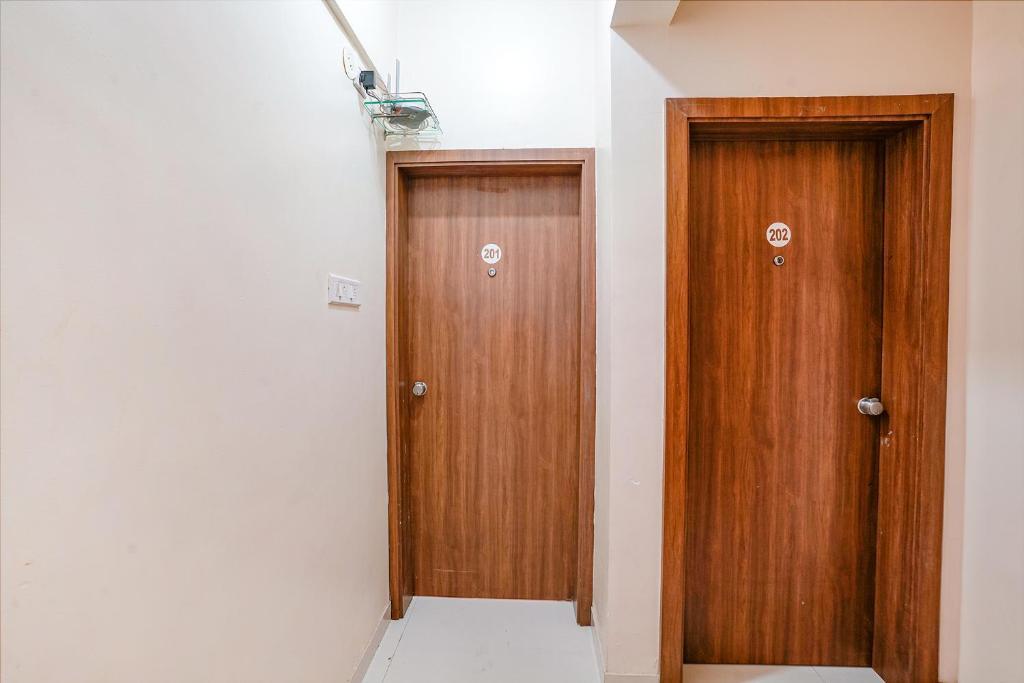 Пимпри-Чинчвад: Fabhotel Himalay Guest House
