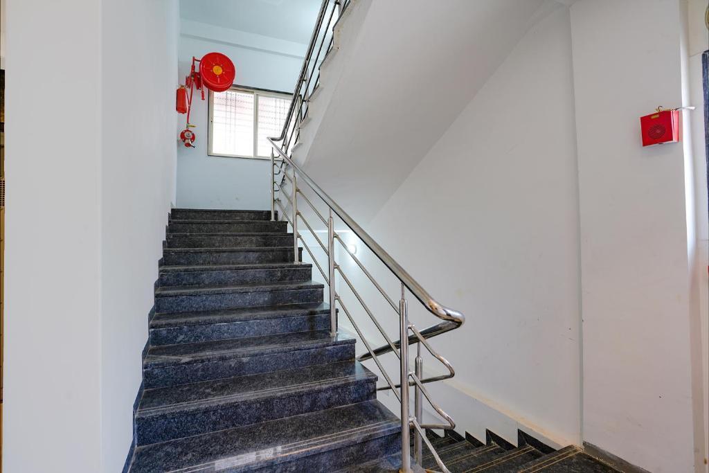 Пимпри-Чинчвад: Fabhotel Farmaish Garden