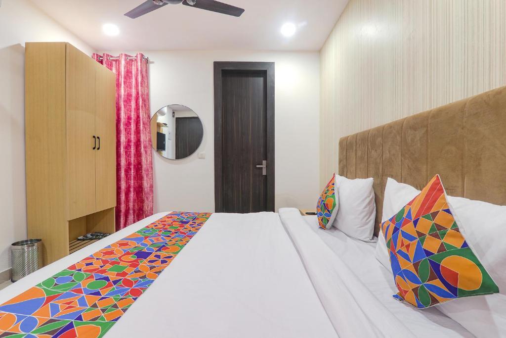Праяградж: Fabhotel The Comfort