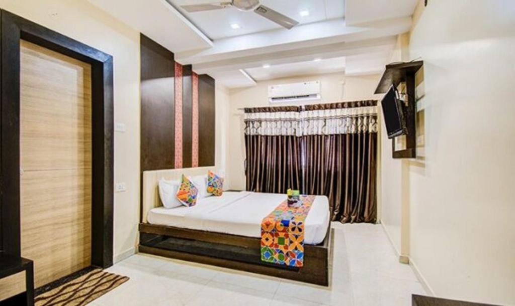 FabHotel Krishna Regency — фото 2