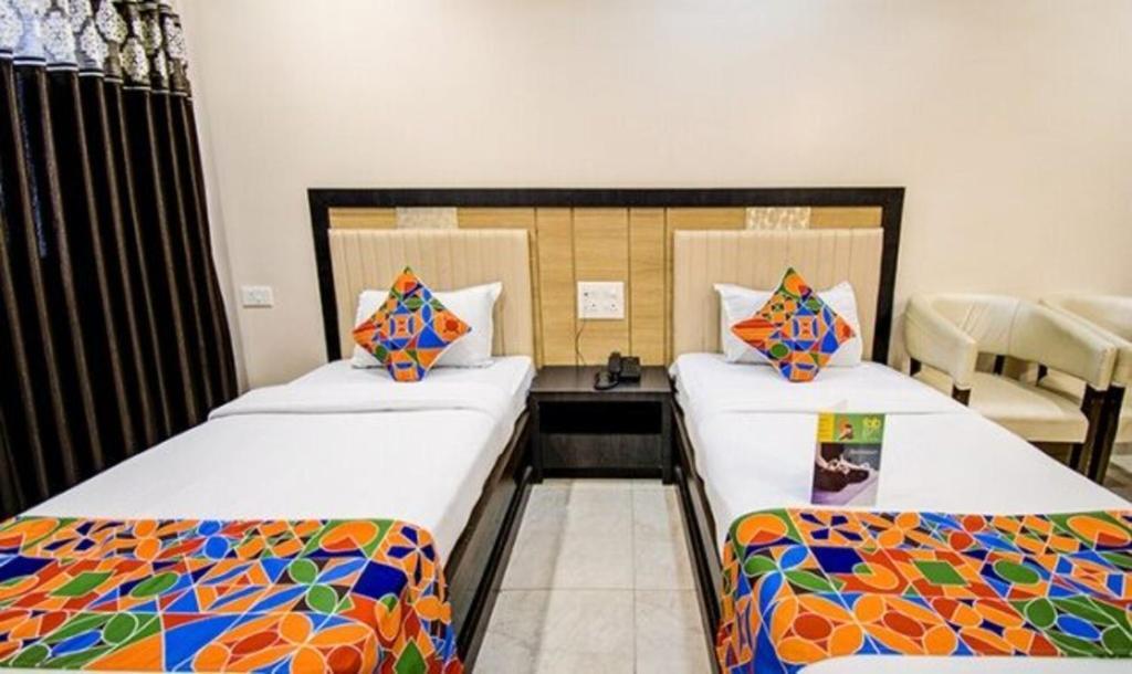 Пуна: FabHotel Krishna Regency
