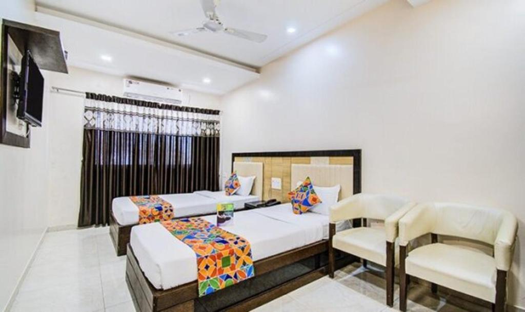 FabHotel Krishna Regency — фото 4