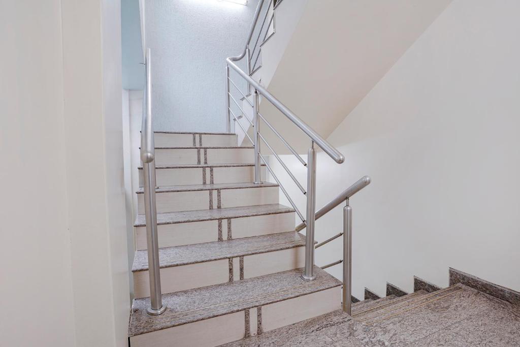 Пуна: Fabhotel Gandharva Residency