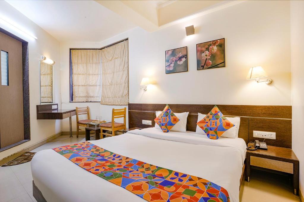 Пуна: Fabhotel Gandharva Residency