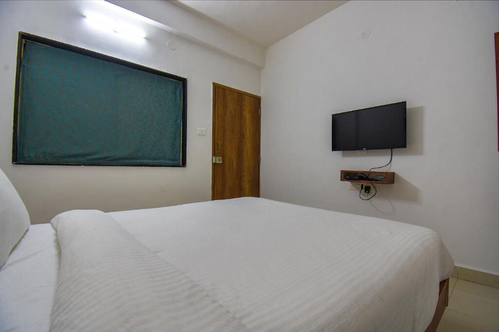 Пуна: FabHotel Sky Vista Inn