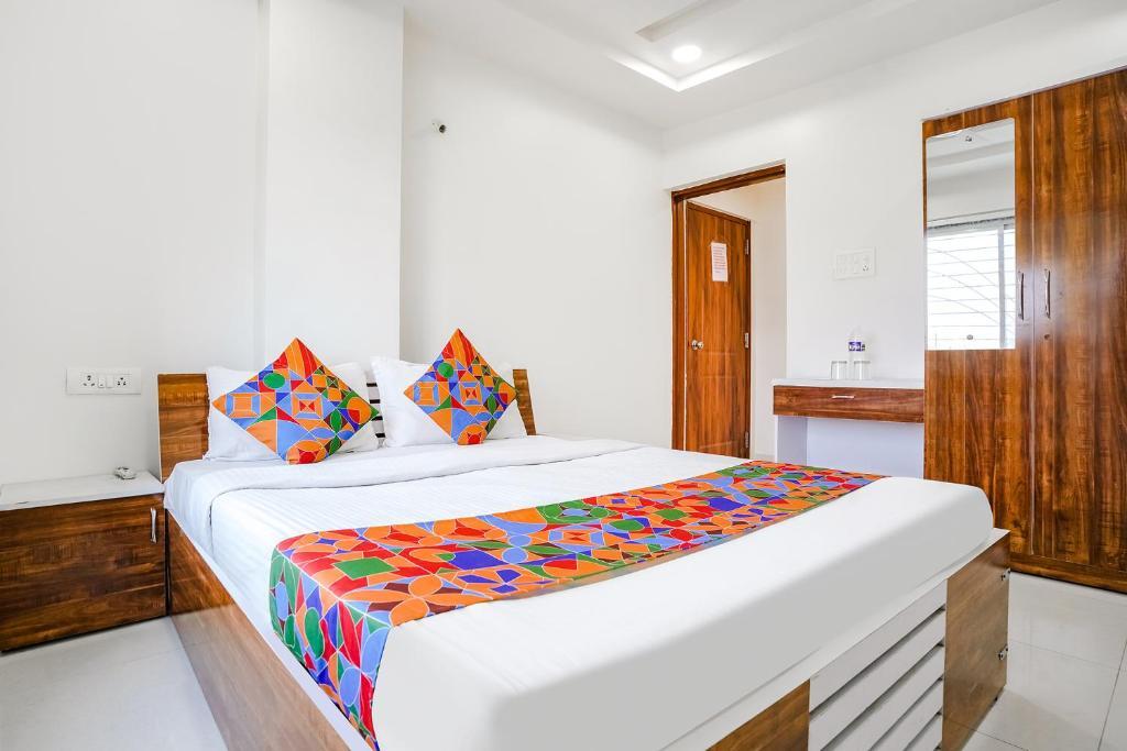 Пуна: Fabhotel Omkar Executive