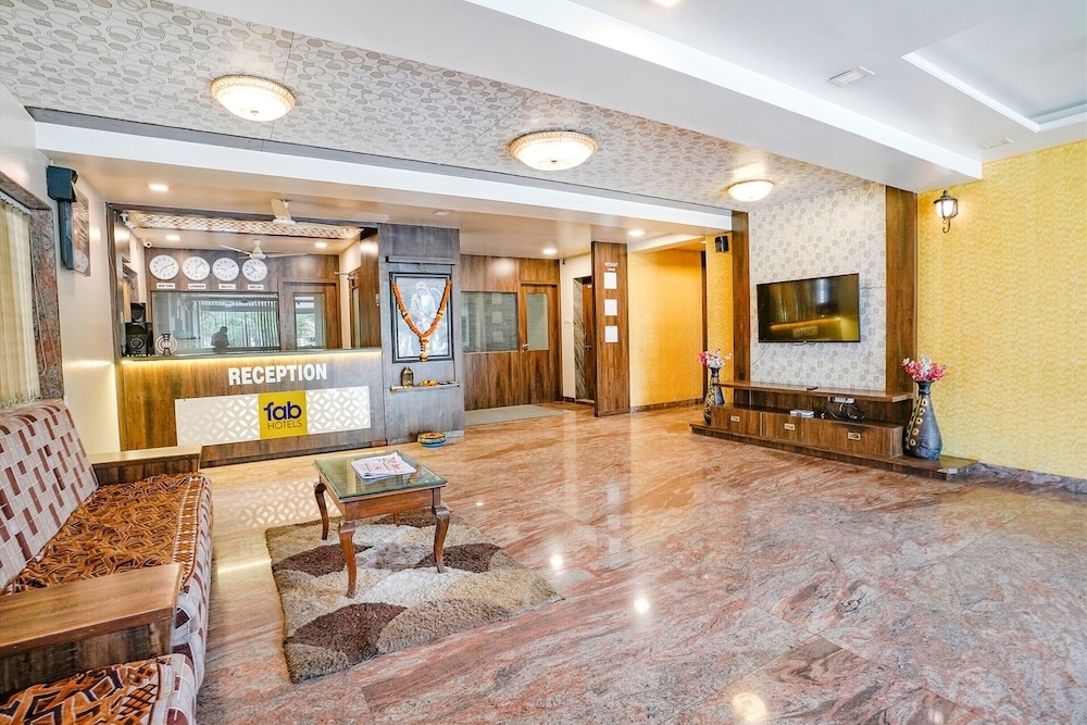 Ширди: Fabhotel Pride Inn I