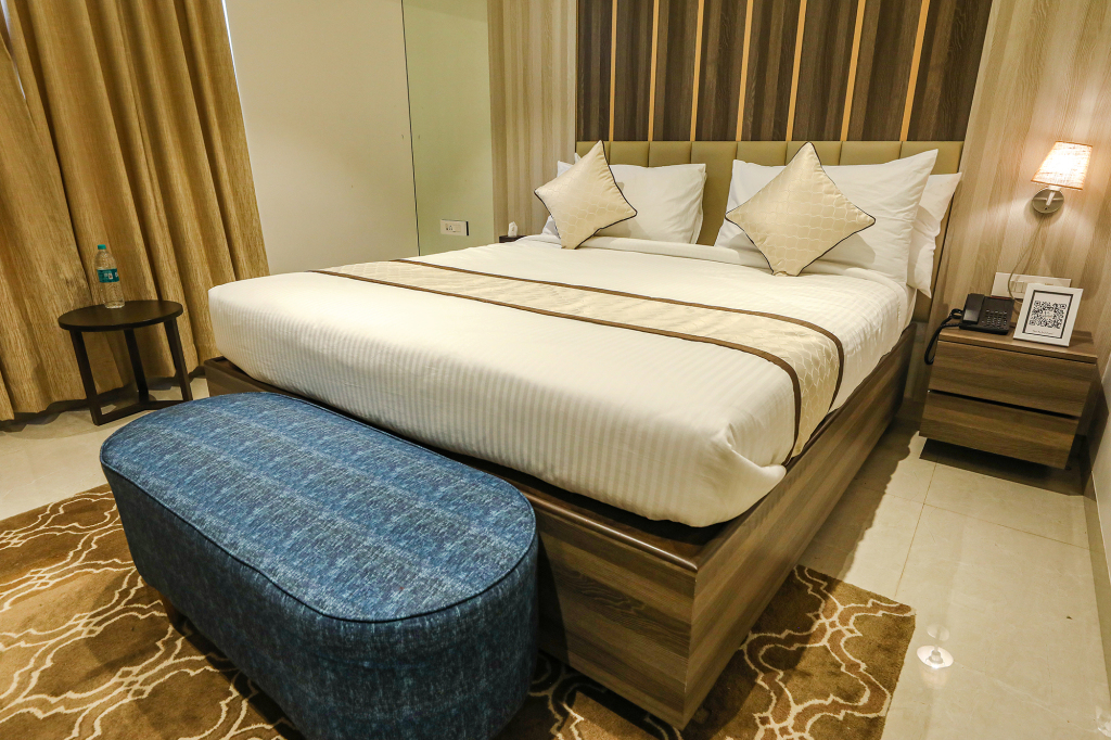 Тхане: Fabhotel Prime The Thane Club