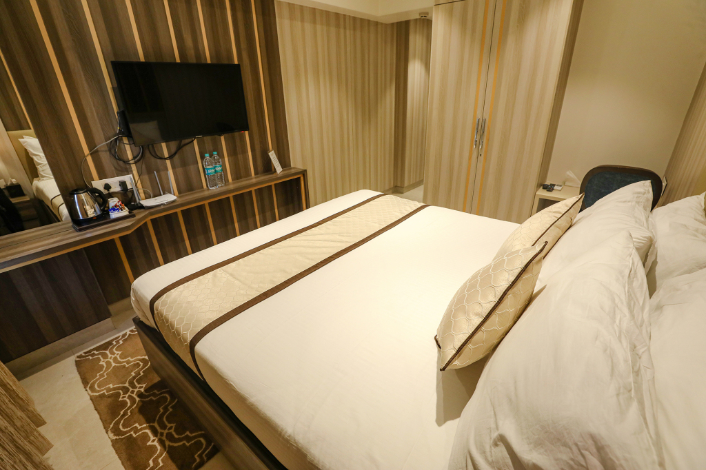 Тхане: Fabhotel Prime The Thane Club