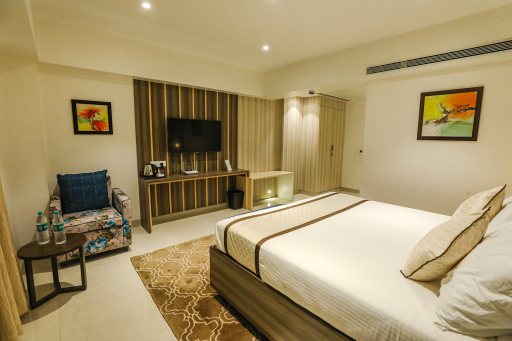 Тхане: Fabhotel Prime The Thane Club