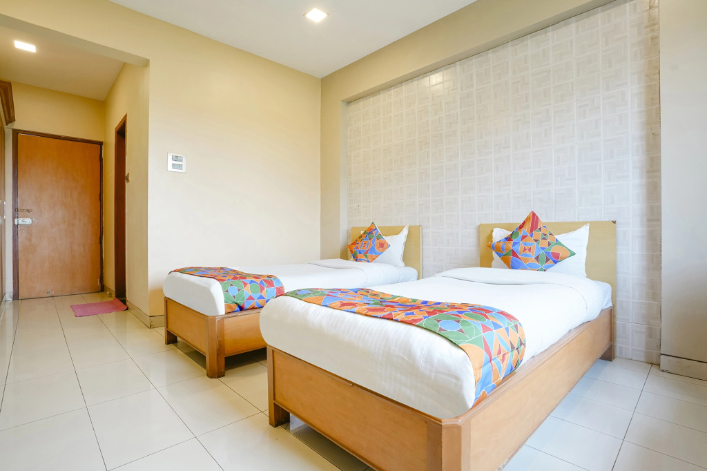Тхане: Fabhotel Ashok Tuliip