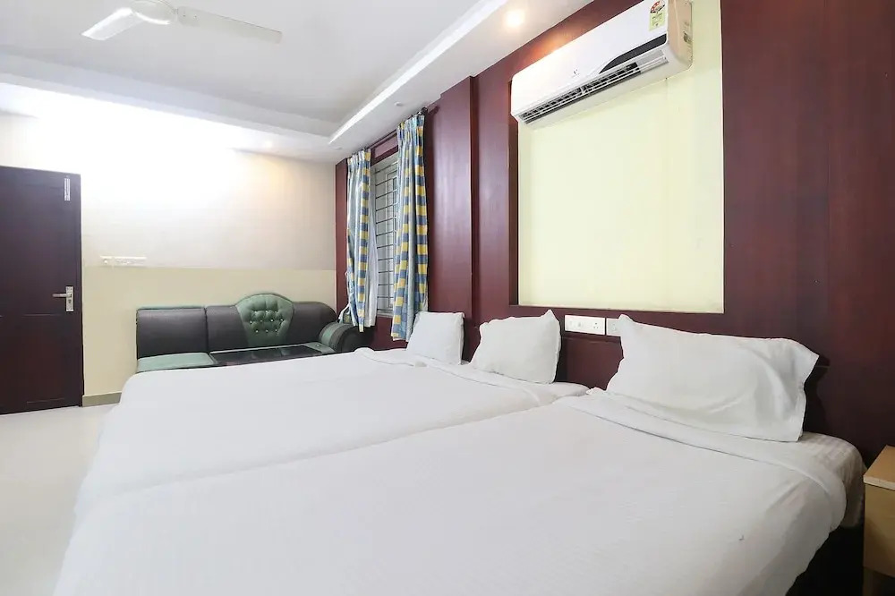 Тируванантапурам: Fabhotel Elite Inn