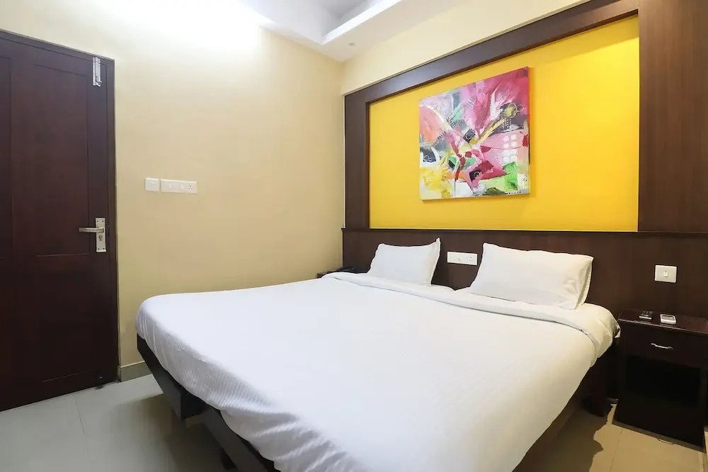 Тируванантапурам: Fabhotel Elite Inn