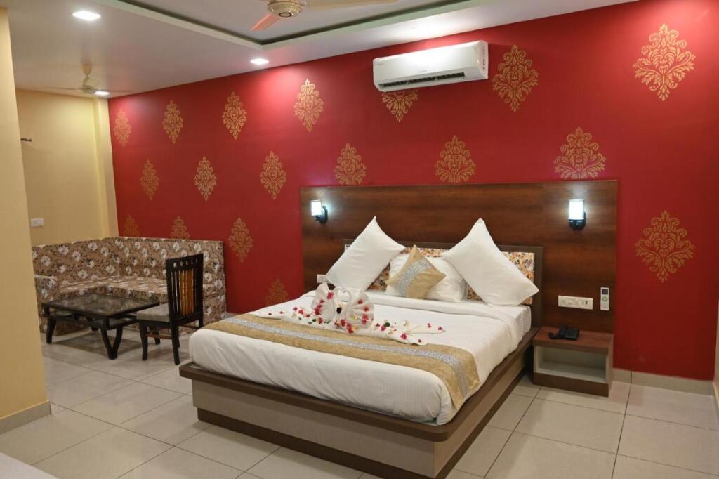 Биканер: Hotel Bhairav Niwas