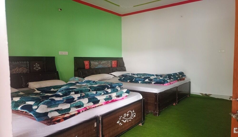 Чамоли: Chopta Himrab Resort