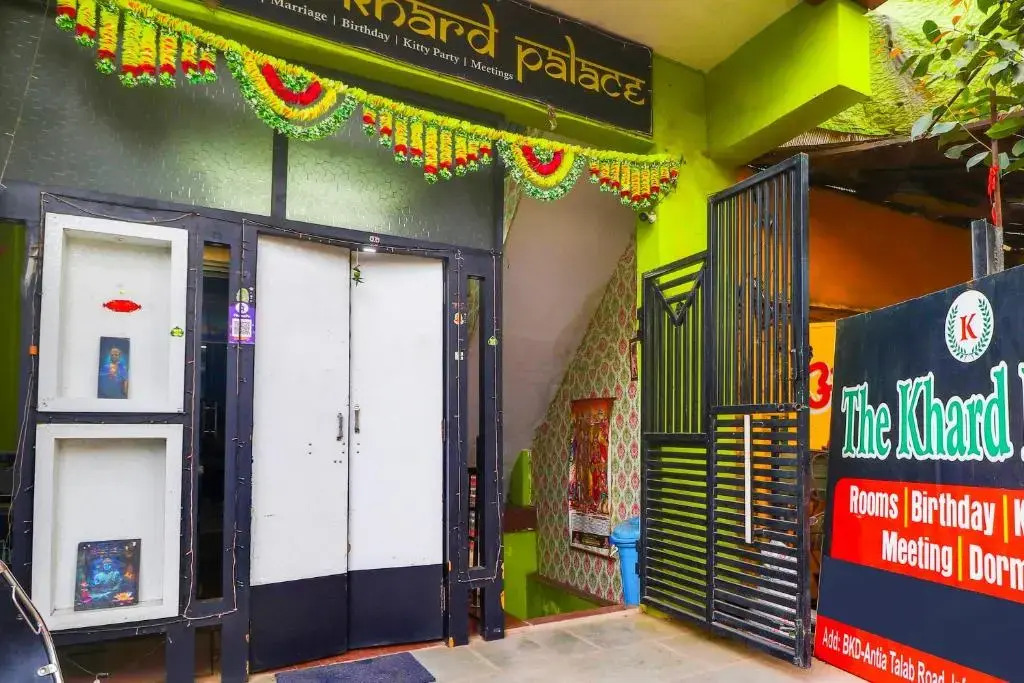 Крепость Jhansi: Pop 83297 Khard Palace