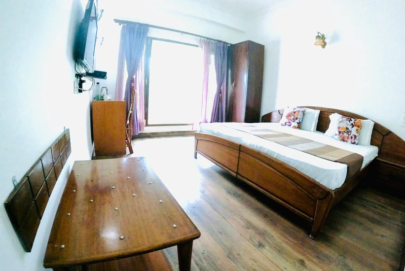 Кангра: Hotel Fresco