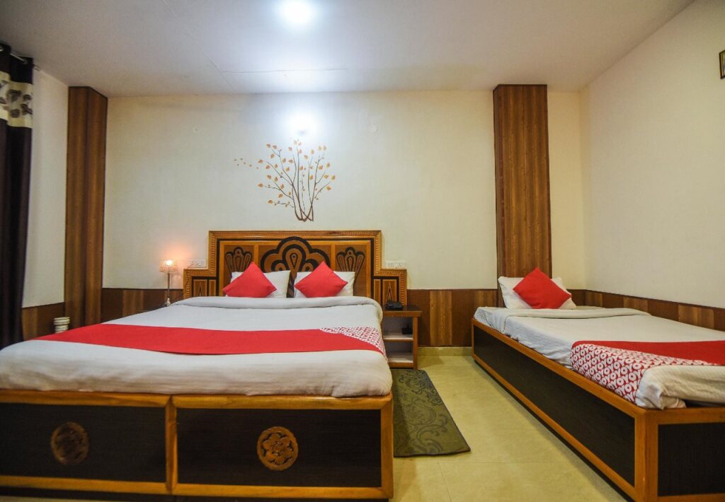 Катра: Hotel Devdar Resort