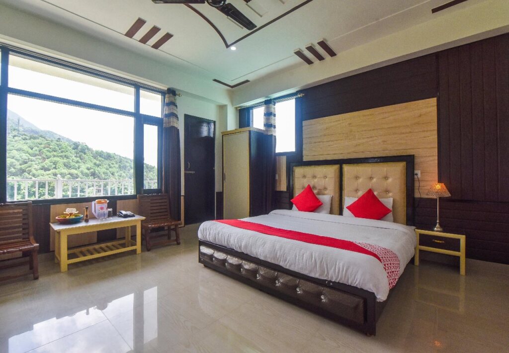Катра: Hotel Devdar Resort