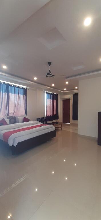 Катра: Hotel Devdar Resort
