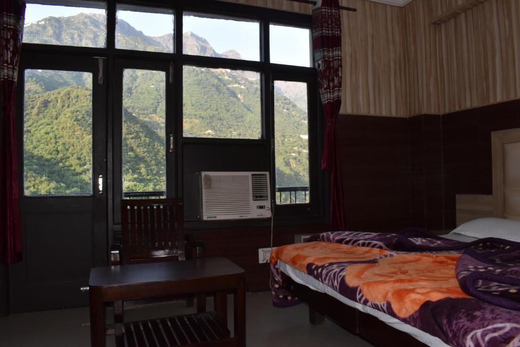 Катра: Oyo 35499 Hotel Green View