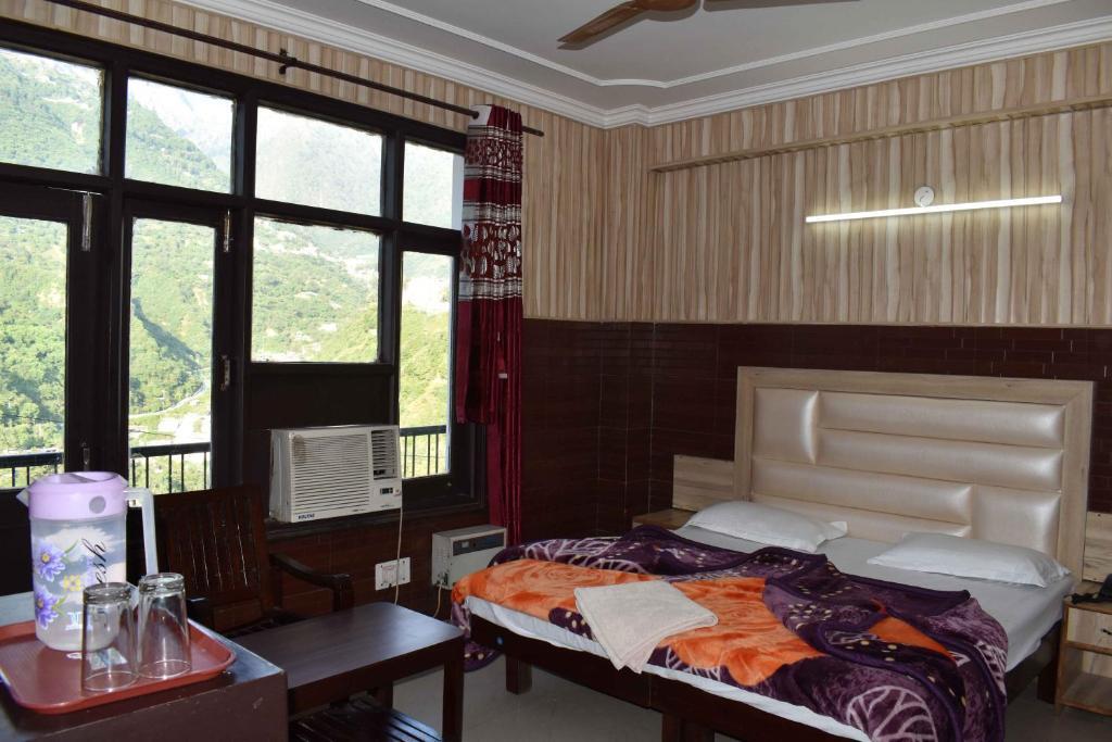 Катра: Oyo 35499 Hotel Green View