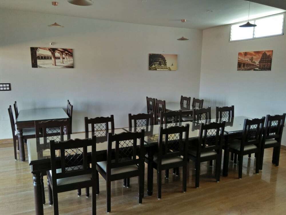 Chikkajala: Shathayu Ayurveda Yoga Retreat