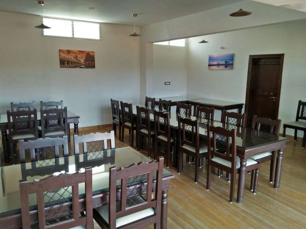 Chikkajala: Shathayu Ayurveda Yoga Retreat