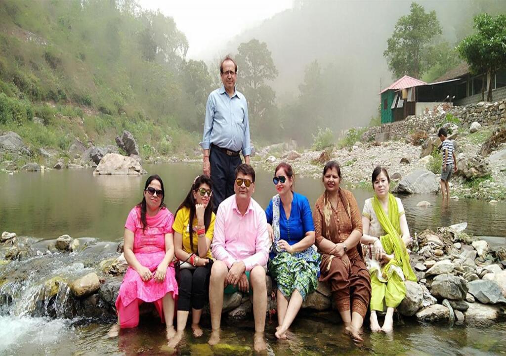Чубаттакхал: Crocus River Resort