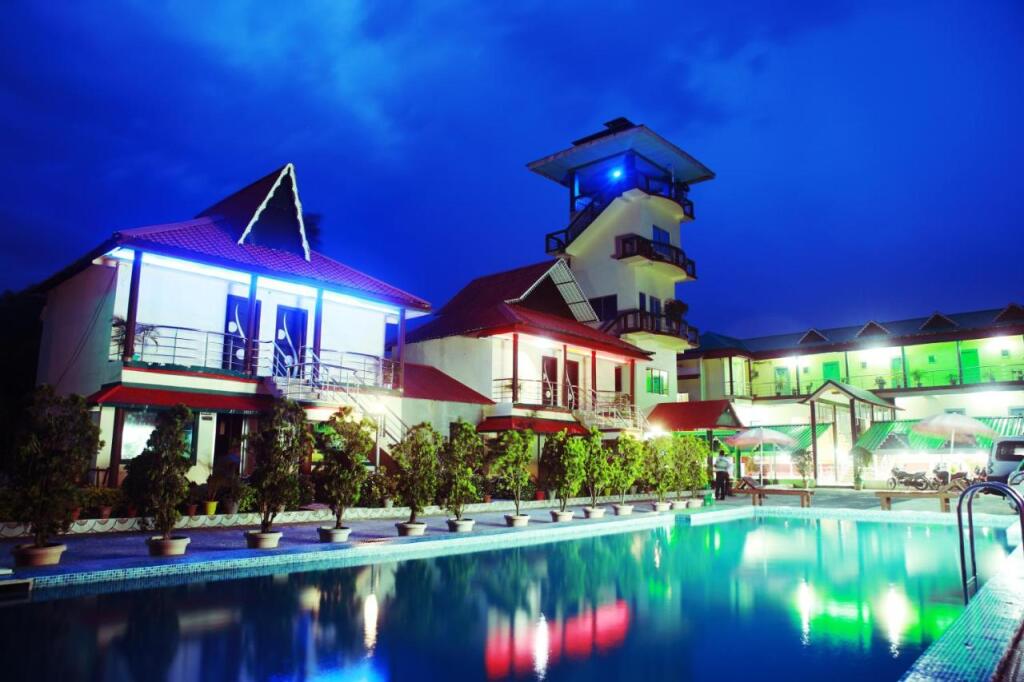 Куч-Бехар: Maa Greenary View - a Holiday Resort