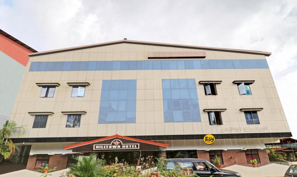 Мадикери: Itsy Hotels Hill Town, 500 Mtrs From Madikeri Fort
